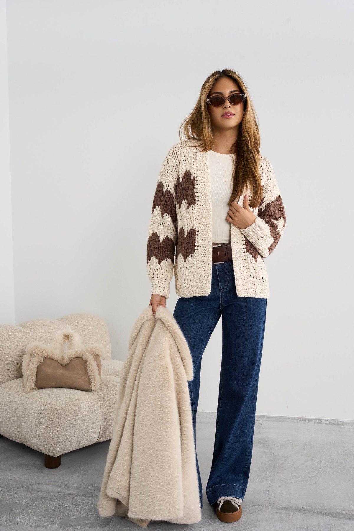 Grobgewirkte Strickjacke