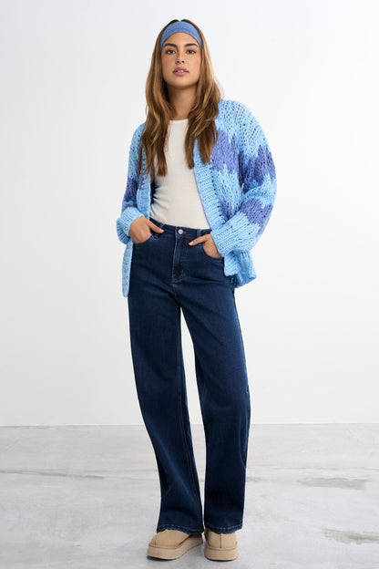 Grobgewirkte Strickjacke