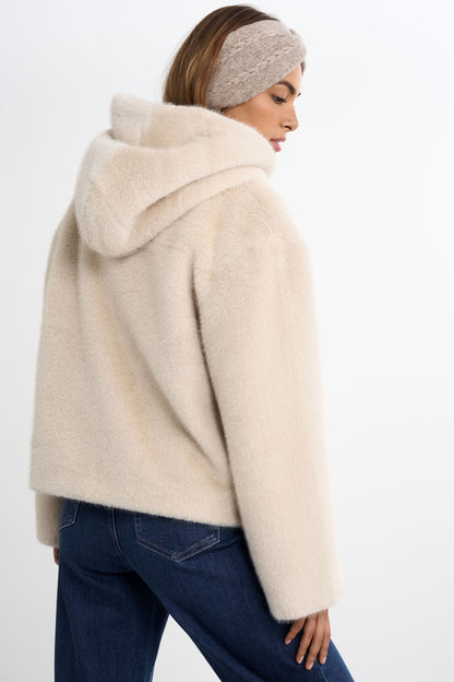 Kunstpelzjacke
