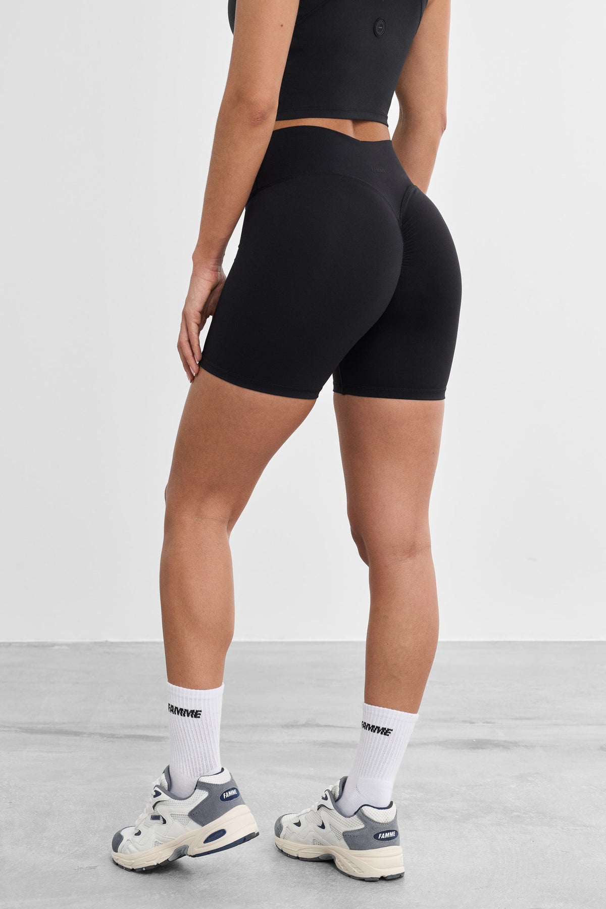Signature Scrunch Shorts