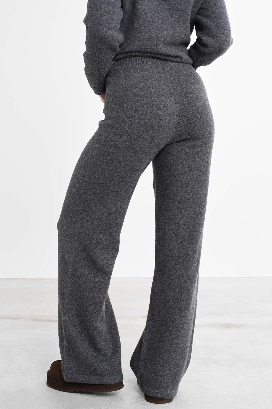 Legacy Knit Pants · Dunkelgrau